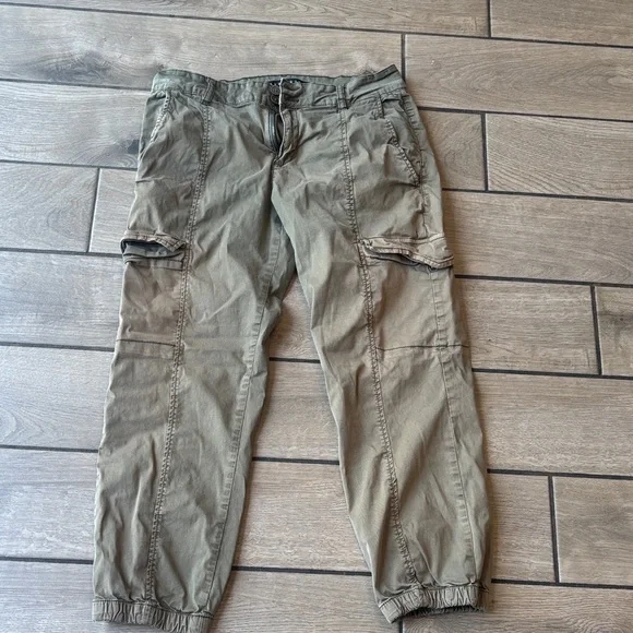 Sanctuary Standard Surplus Cargo Joggers Olive Green Size 29 Vintage Utility - Picture 1 of 9